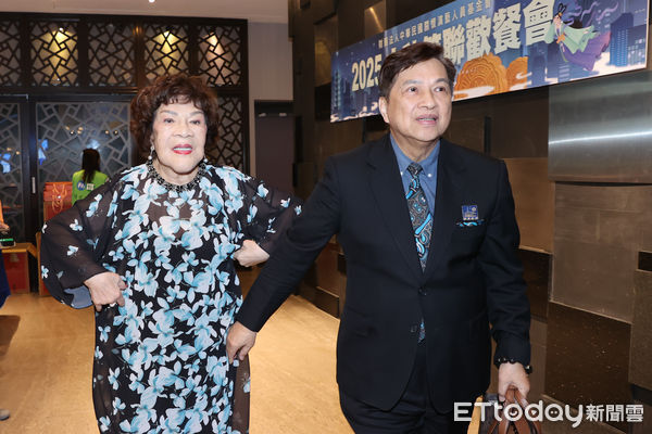 ▲▼ 財團法人中華民國關懷演藝人員基金會中秋節聯歡餐會,周遊,李朝勇。（圖／記者徐文彬攝）