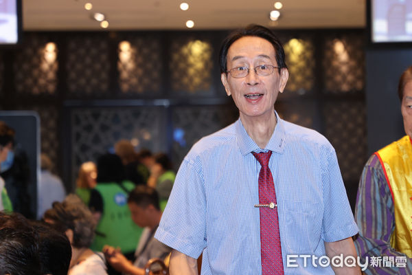 ▲▼ 財團法人中華民國關懷演藝人員基金會中秋節聯歡餐會,關聰  。（圖／記者徐文彬攝）