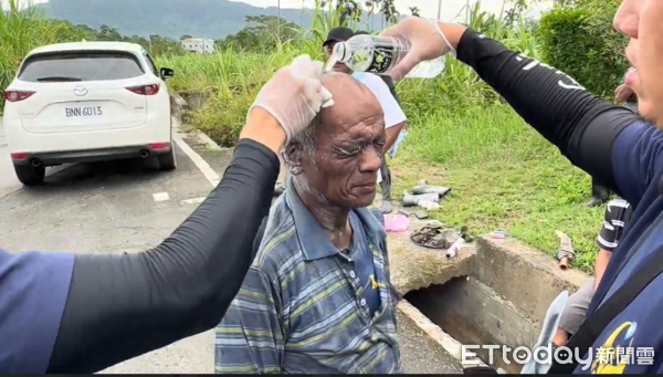 ▲▼花蓮蔡姓男子嘗試過河尋找二姊與二姊夫。（圖／記者莊喬迪攝）