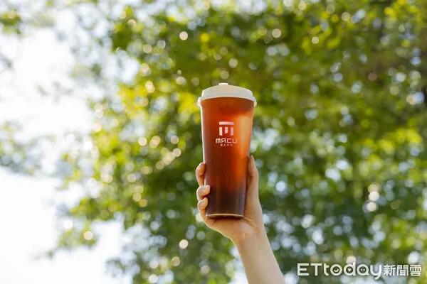 ▲▼麻古茶坊推出全新「紅萱烏龍系列」。（圖／麻古茶坊提供）