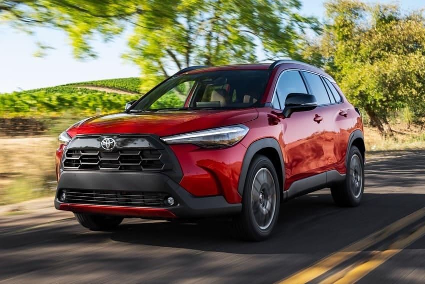 ▲北美推出小改款新Corolla Cross，不只有雙動力、還有雙外觀。（圖／翻攝自TOYOTA）