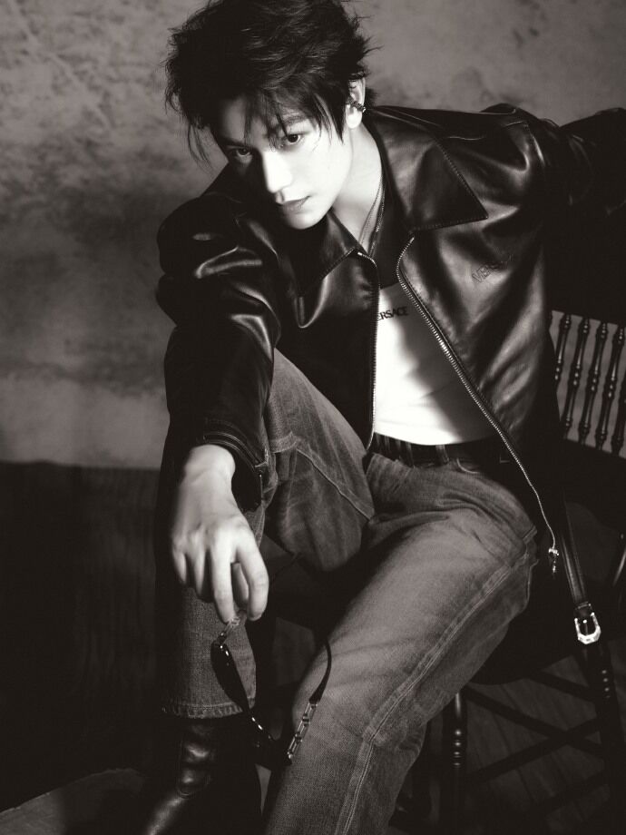 ▲丁禹兮出席米蘭時裝周。（圖／翻攝自微博