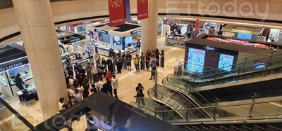 獨/台中新光三越復業內部搶先看 櫃哥姐激動拭淚:高興到失眠