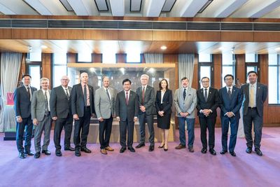 軍艦月初才經台海 林佳龍會晤加拿大國安事務訪團:盼深化台加合作