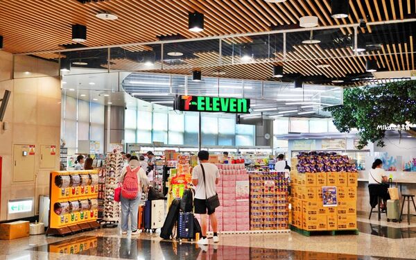 ▲▼澎湖一日旅遊，交通攻略，持澎湖空港快線一日券，市區內不限次數搭到飽只要100元！（圖／部落客Mika提供）