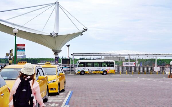 ▲▼澎湖一日旅遊，交通攻略，持澎湖空港快線一日券，市區內不限次數搭到飽只要100元！（圖／部落客Mika提供）