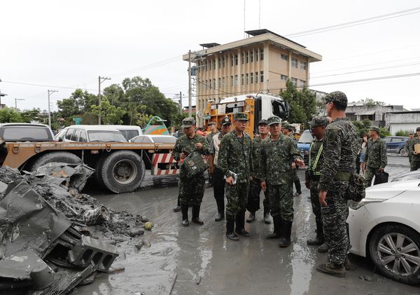 ▲▼國軍整隊投入救災工作。（圖／國防部提供）