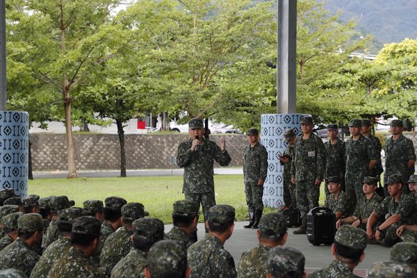 ▲▼國軍整隊投入救災工作。（圖／國防部提供）