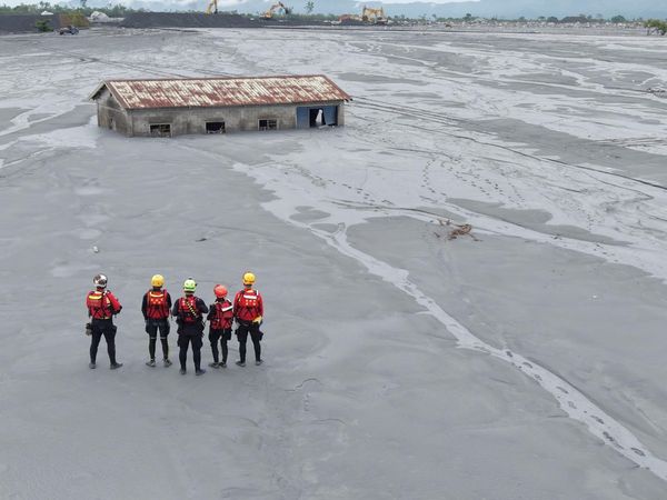 ▲▼新北特搜隊至花蓮縣協助災後修復。（圖／新北特搜隊提供）