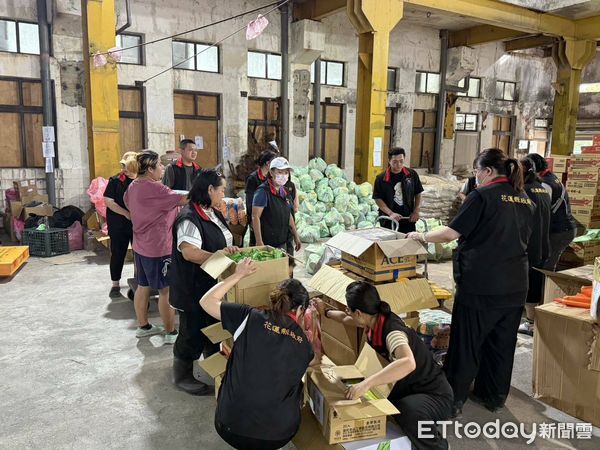 ▲▼花蓮縣府目前安置655名受災民衆並持續補充安置災民生活物資。（圖／花蓮縣政府提供，下同）