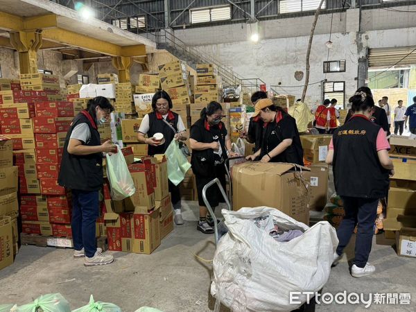 ▲▼花蓮縣府目前安置655名受災民衆並持續補充安置災民生活物資。（圖／花蓮縣政府提供，下同）