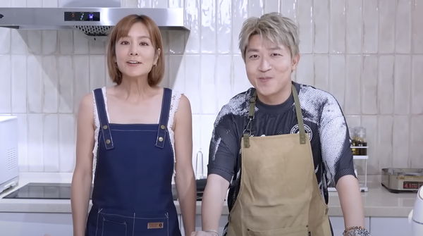 ▲ 張立東(右)被莎莎揭密「愛偷看色情衣服」。（圖／好看娛樂）