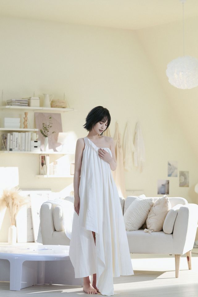 ▲▼   楊丞琳〈房間裡的大象〉 。（圖／索尼提供）