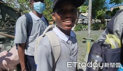 外國朋友衝災區幫忙　印度、莫三比克學生也來了：把力量合起來