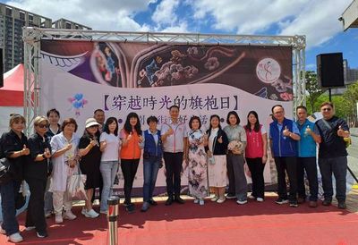 桃園文昌宮「旗袍日」登場 市府振興商圈期舊城現新風貌