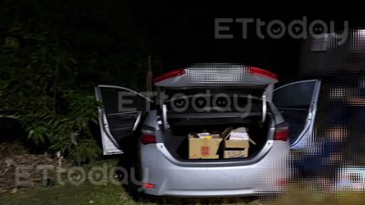 獨/高雄旗山凌晨血案!父女倒臥偏僻空地車內 2人中刀1死1命危