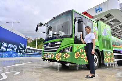 香港氫燃料洗街車上路　所需電池量比純電車少