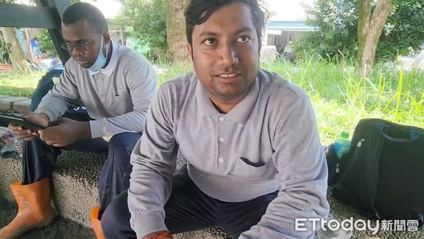 ▲▼各國留學生也來救災。（圖／記者黃彥傑攝)