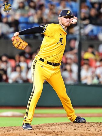 ▲中信兄弟李博登 許基宏 王威晨。（圖／中信兄弟提供）