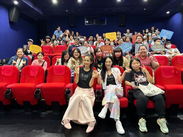 ▲林依晨、吳可熙CP感爆棚，舉辦初戀場回饋粉絲。（圖／周子娛樂提供）