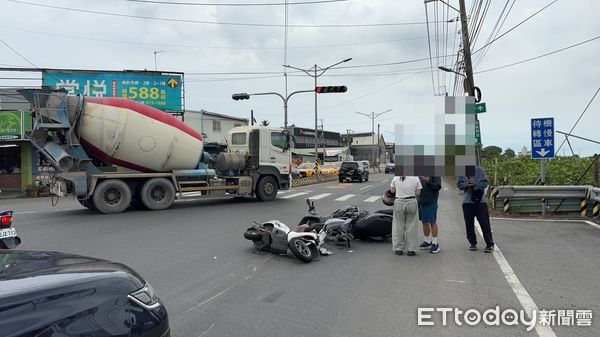 ▲▼岡山車禍。（圖／記者許宥孺翻攝）