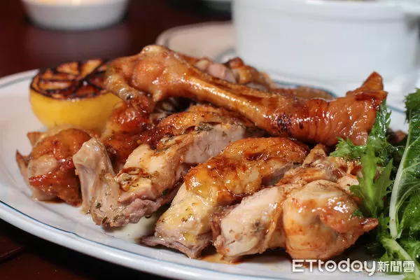 ▲米其林三星主廚何順凱監製法式餐館「Chaud Doux」。（圖／記者黃士原攝）