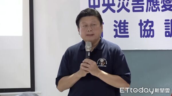 ▲▼行政院長卓榮泰赴中央災害應變中心前進協調所。（圖／攝影中心）