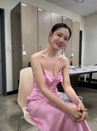 ▲▼孫藝真低調搭地鐵！車上乘客竟無人認出　粉絲驚呼：女神就在旁邊。（圖／翻攝自孫藝真IG）