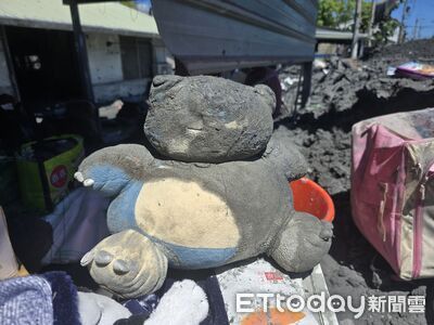 軍人妻抱3子惡水逃生！女兒最愛「嚕嚕米」找到了變黑嚕嚕