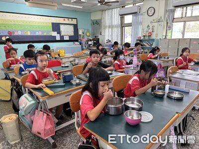 台東縣明年起教師節禮金2000元、學童午餐免付