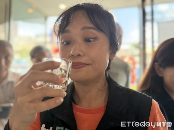 ▲▼   孵化獸風味教育學院攜手雷霆山咖啡學苑教師節簽署授權協議　深化兩岸精品咖啡交流　共啟嘉義教育與產業新篇章  。（圖／記者翁伊森攝）