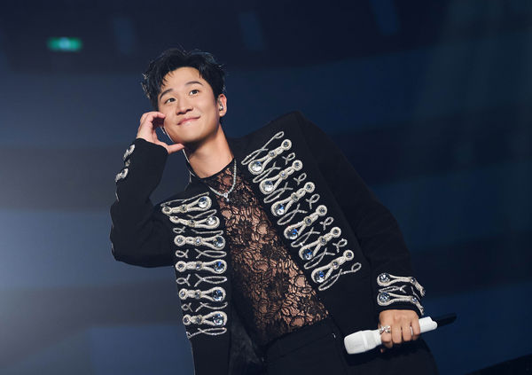 ▲▼周興哲一連演唱多首歌曲。（圖／星空飛騰提供）