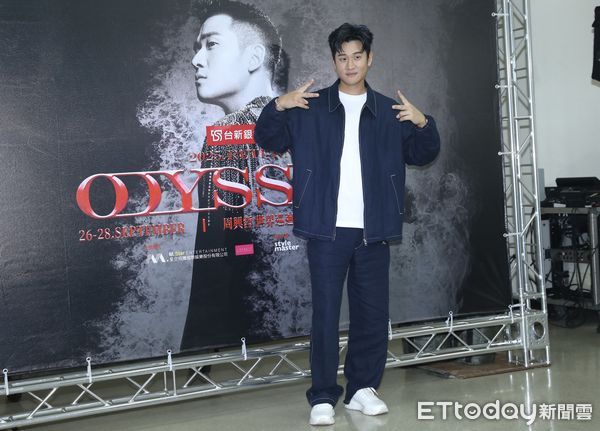 ▲周興哲首場不慎喉嚨發炎。（圖／記者李毓康攝）