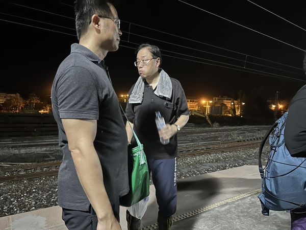 ▲▼桃園派出上百名同仁支援花蓮光復鄉救災。市長張善政趁著連假到現場致意。（圖／翻攝自Facebook／張善政）