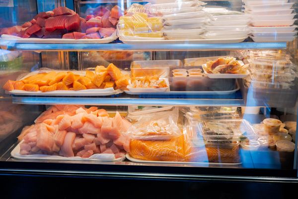 ▲▼台東必吃美食，一盤只要150元的高CP值海味享受。（圖／部落客黑皮提供）