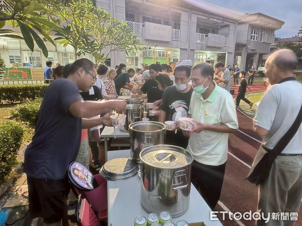 ▲西埔校區活化轉型，舉辦中秋音樂晚會，樂聲點亮南化夜空。（記者林東良翻攝，下同）