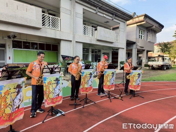 ▲西埔校區活化轉型，舉辦中秋音樂晚會，樂聲點亮南化夜空。（記者林東良翻攝，下同）