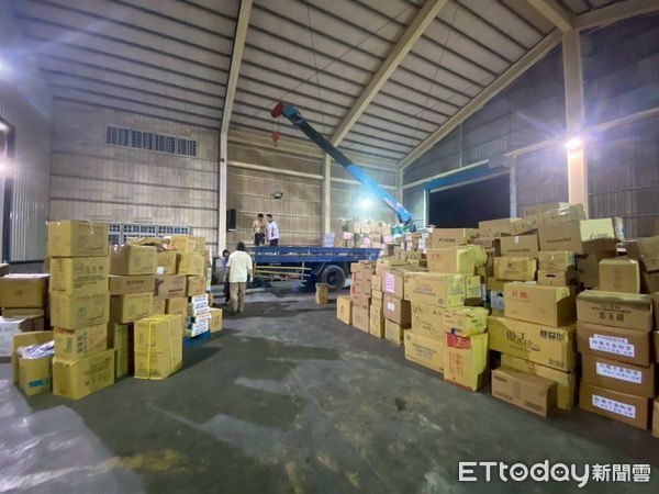 ▲▼來自全台各地的救援物資源源不斷，花蓮6處儲存地點都出現滿倉情況。（圖／花蓮縣政府提供，下同）