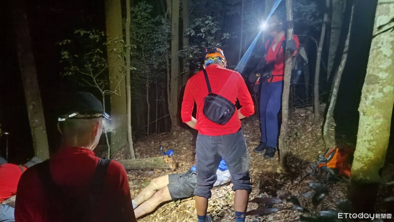 快訊／移民署隊長攀八仙山命危　消防摸黑搶救中