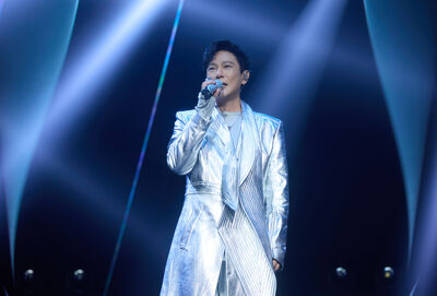 張信哲美國驚遇罕見怪風！　目睹「鍋碗瓢盆天上飛」傻眼了