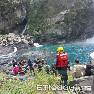 快訊／屏東沙拉灣瀑布驚傳溺水意外！印尼籍男子命危搶救中
