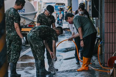賴清德要求軍方：隨時關心救災官兵健康　兵力輪替也要安排食宿