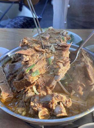 ▲▼首爾祖傳三代馬鈴薯排骨湯。（圖／部落客小虎提供）