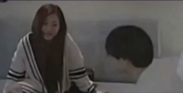 KISS OF LIFE隊長JULIE爆出私密影片。（圖／翻攝微博）