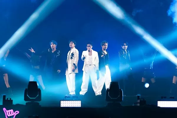 ▲▼ ENERGY、Bii畢書盡。（圖／新傳媒YES 933 提供）