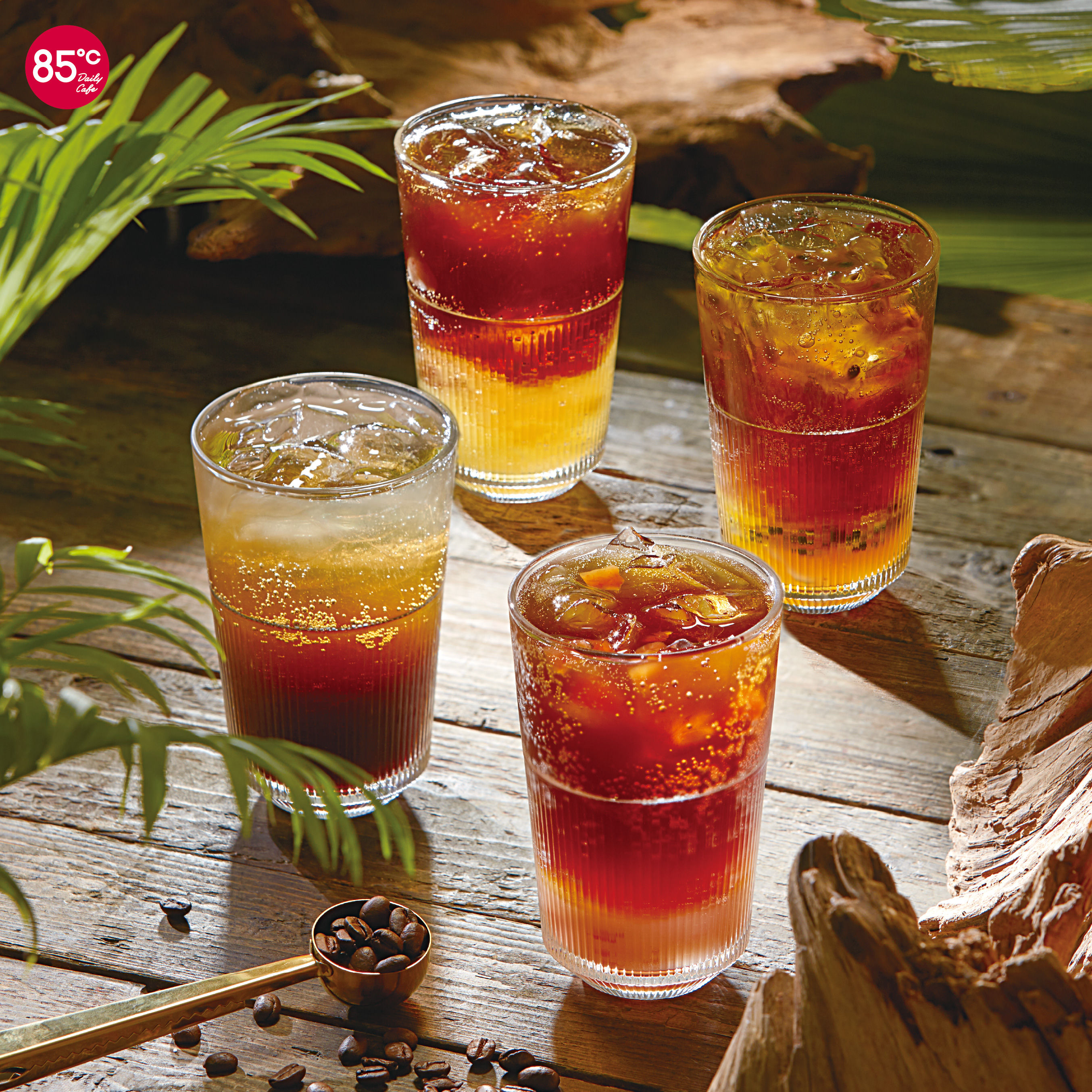 ▲85度C,星巴克買一送一。（圖／業者提供）