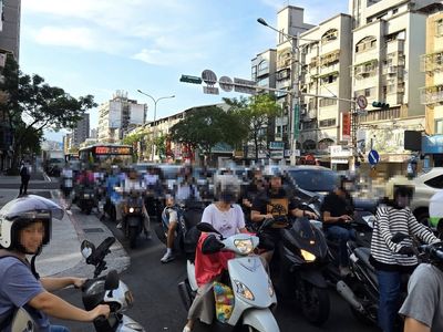 快訊／公館圓環首上班日塞爆　「羅斯福路往台北」連機車都不會動