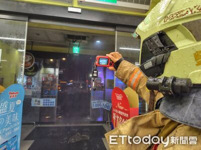 台南新營賣場火警警報大作　自動灑水啟動成功滅火無人傷