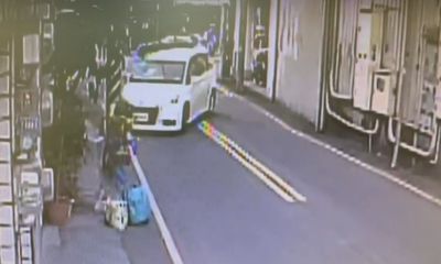 彰化金髮女開休旅車撞電桿!帶受傷女兒棄車落跑 酒測值0.79