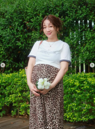 ▲▼玉兔,鄭如吟。（圖／翻攝自Instagram／bellayutu）